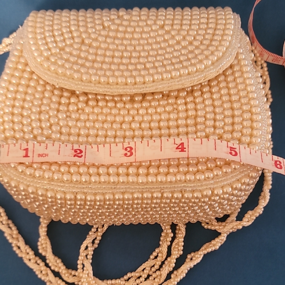 Elegant Cream Beaded Women's Bag - Picture 4 of 7